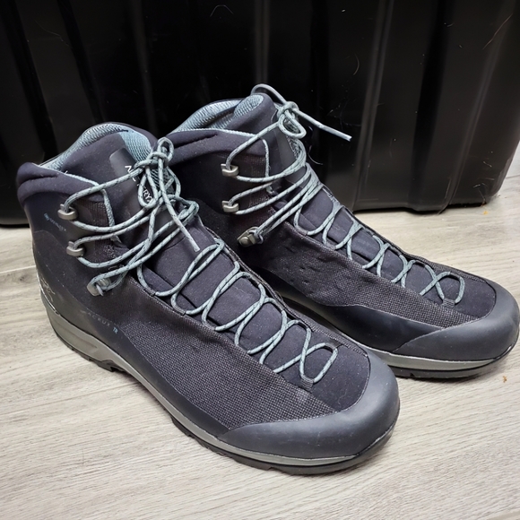 NEW ARCTERYX men's size 13 ACRUX TR GTX boots - Picture 2 of 11